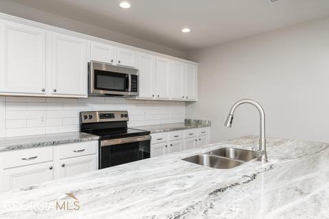 189 Red Tail Cir, Byron, GA 31008 photo 9