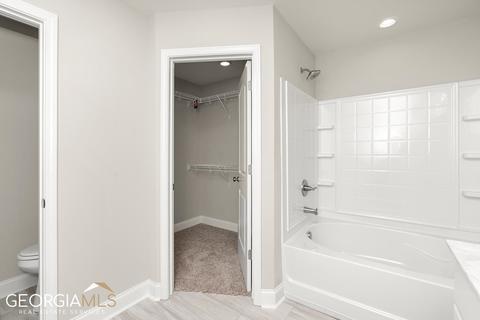 189 Red Tail Cir, Byron, GA 31008 photo 4