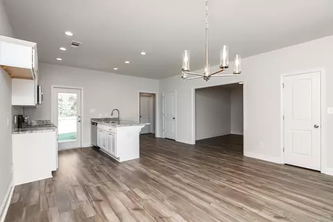 184 Red Tail Cir, Byron, GA 31008 photo 11