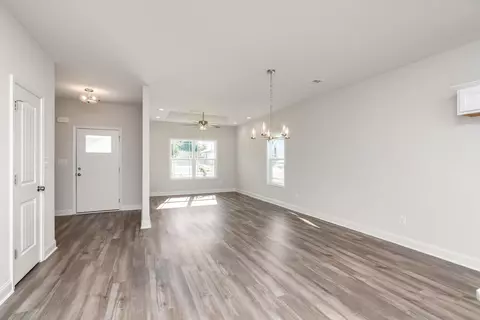 184 Red Tail Cir, Byron, GA 31008 photo 6
