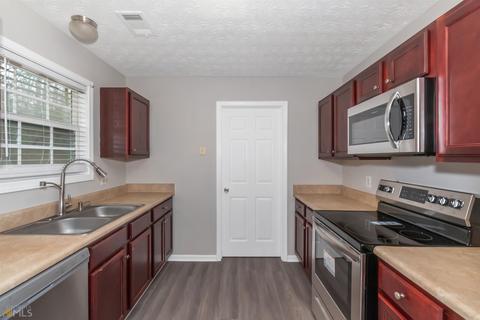 95 Sampson Ct, Covington, GA 30016 photo 7