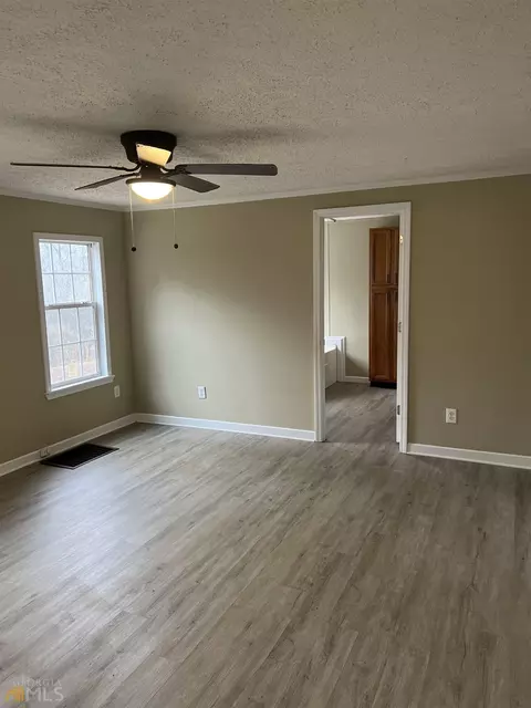 853 Covered Bridge Rd, Covington, GA 30016 photo 10