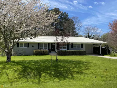 377 Cedar Ln, Toccoa, GA 30577 photo 1