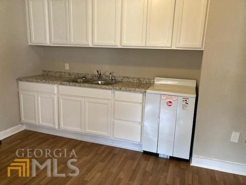 808 Central Ave, Dublin, GA 31021 photo 2