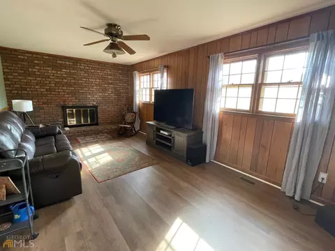 245 Scott Ave, Cornelia, GA 30531 photo 8