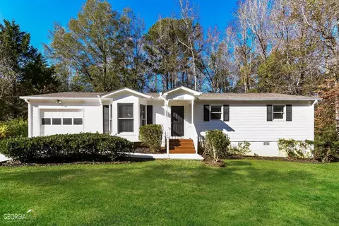 1240 Granite Ln, Loganville, GA 30052