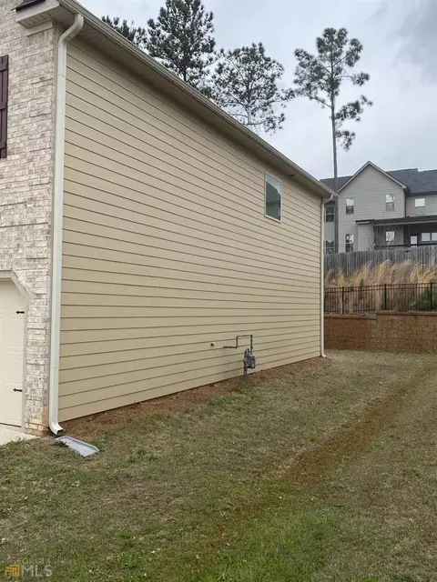 580 Toronto Cir, Hampton, GA 30228 photo 2