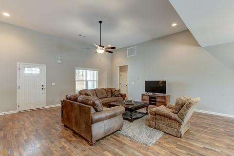 701 Fairview Rd, Brooks, GA 30205 photo 9