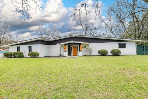 312 Collier Rd, Barnesville, GA 30204 photo 1