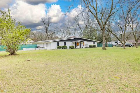 312 Collier Rd, Barnesville, GA 30204 photo 5