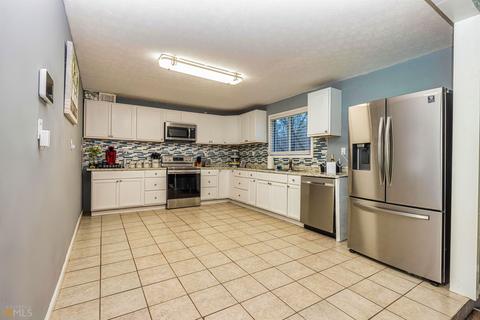 312 Collier Rd, Barnesville, GA 30204 photo 9