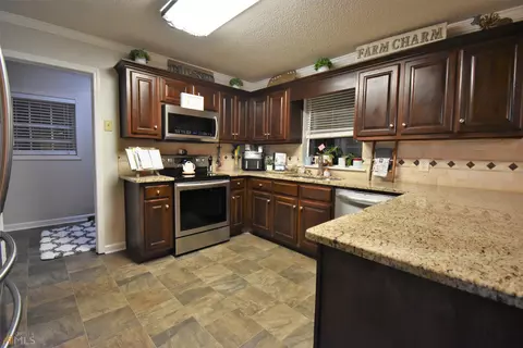 4051 Sunset Ct, Covington, GA 30014 photo 15