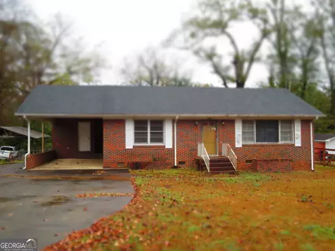 1426 N 7th Ave, Lanett, AL 36863