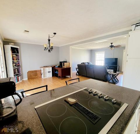 212 Avondale Dr, Lagrange, GA 30241 photo 7
