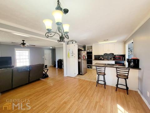 212 Avondale Dr, Lagrange, GA 30241 photo 5