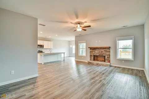6603 River Station Dr, Lula, GA 30554 photo 4