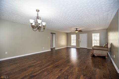 921 Leonard Rd, Lagrange, GA 30240 photo 3
