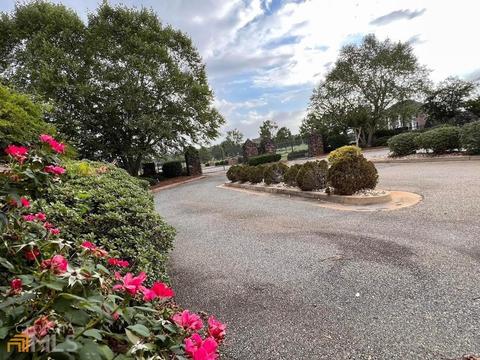 1005 Eagle Feather Trl, Perry, GA 31069 photo 3