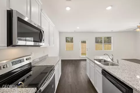 12129 Conrad Cir #185, Hampton, GA 30228 photo 6