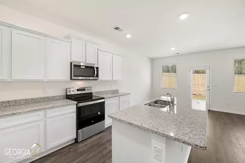 12129 Conrad Cir #185, Hampton, GA 30228 photo 7