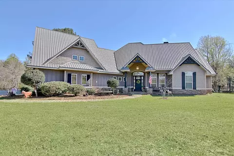 8543 Old Zebulon Rd, Molena, GA 30258