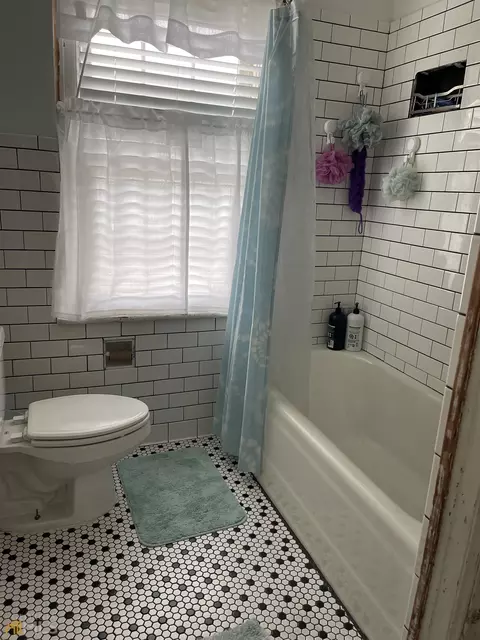 288 S State St, Lyons, GA 30436 photo 11