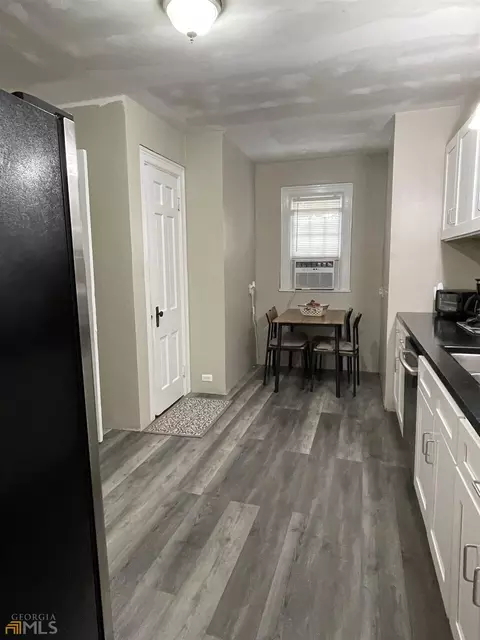 288 S State St, Lyons, GA 30436 photo 7