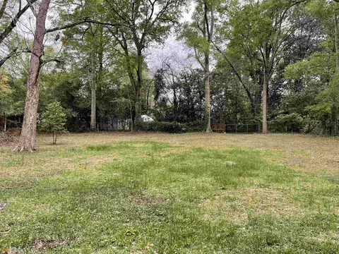 288 S State St, Lyons, GA 30436 photo 22