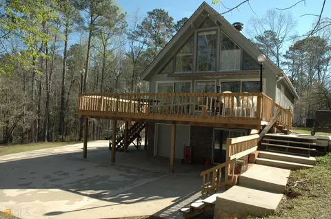 368 S Grayson Trl, Hogansville, GA 30230