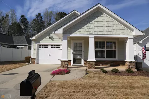 421 Thaxton Ln, Woodstock, GA 30188
