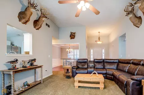 545 Emerald Pointe Trl, Monroe, GA 30655 photo 16