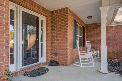545 Emerald Pointe Trl, Monroe, GA 30655 photo 6