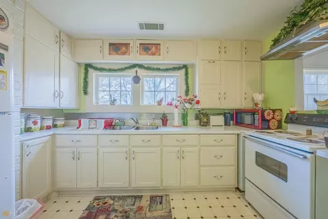 1288 Rose Ln, Toccoa, GA 30577 photo 32