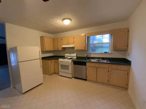 5755 Meadowview Rd, Rex, GA 30273 photo 3