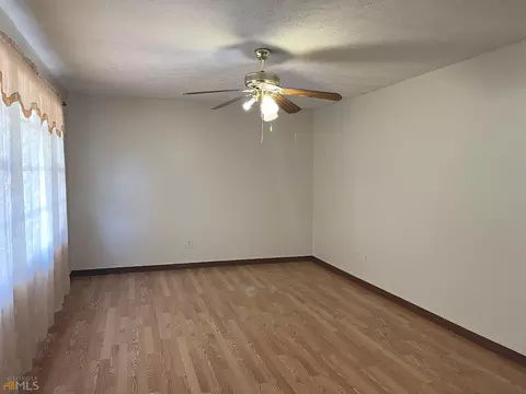 6456 Fleming Rd, Morrow, GA 30260 photo 3