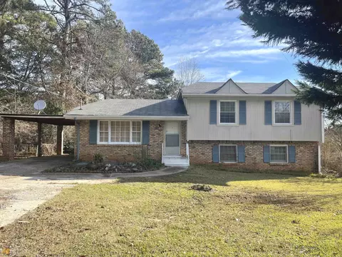 6456 Fleming Rd, Morrow, GA 30260 photo 1