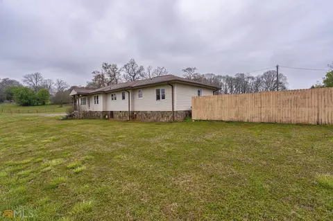 130 Ayers St, Carnesville, GA 30521 photo 4