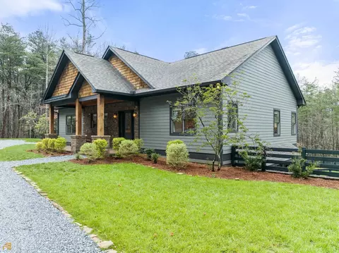 121 Yonah Breeze Ln, Cleveland, GA 30528