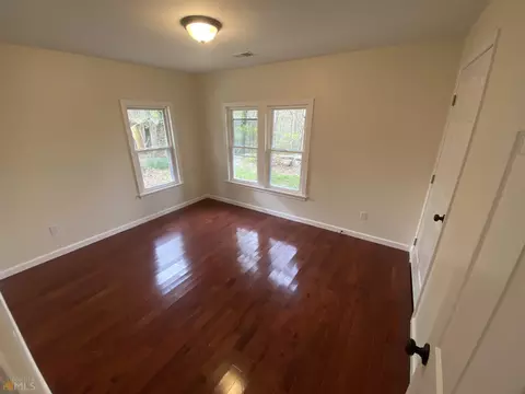 1037 Falls Rd, Toccoa, GA 30577 photo 8