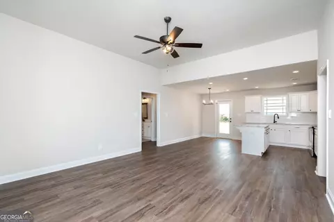 808 Daisy Dr, Perry, GA 31069 photo 7