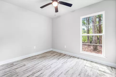 219 Ruby Ln, Commerce, GA 30530 photo 32