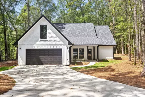 219 Ruby Ln, Commerce, GA 30530 photo 2
