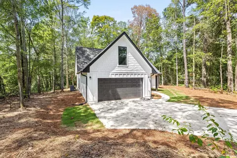 219 Ruby Ln, Commerce, GA 30530 photo 6