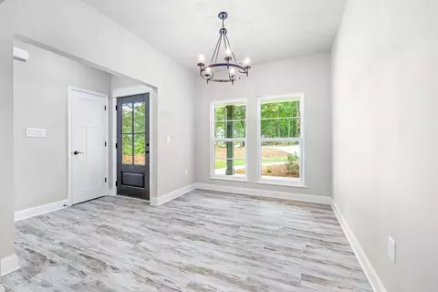 219 Ruby Ln, Commerce, GA 30530 photo 9