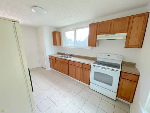 462 Spring St, Commerce, GA 30529 photo 12