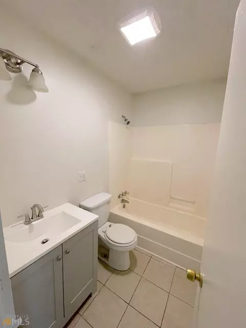 462 Spring St, Commerce, GA 30529 photo 5
