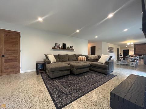 507 Pine Forest St, Dublin, GA 31021 photo 5