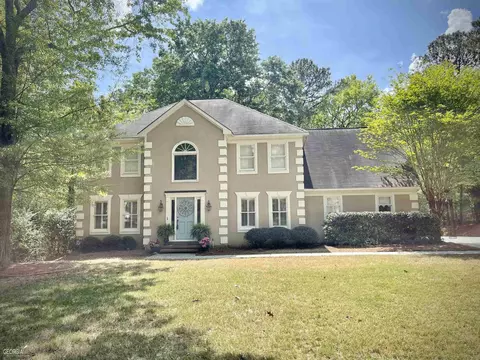 680 Monticlair Dr, Macon, GA 31210