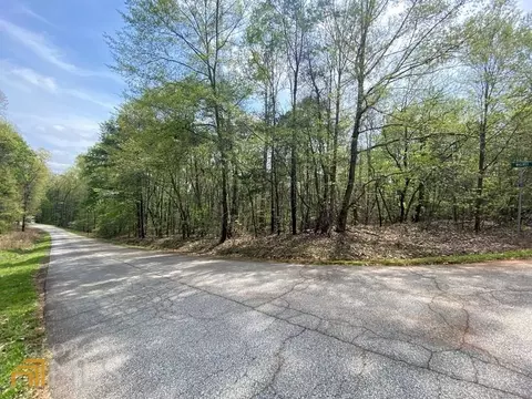 235 Walnut Dr, Westminster, SC 29693 photo 2