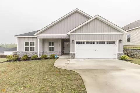 490 Southern Oaks Dr, Macon, GA 31216